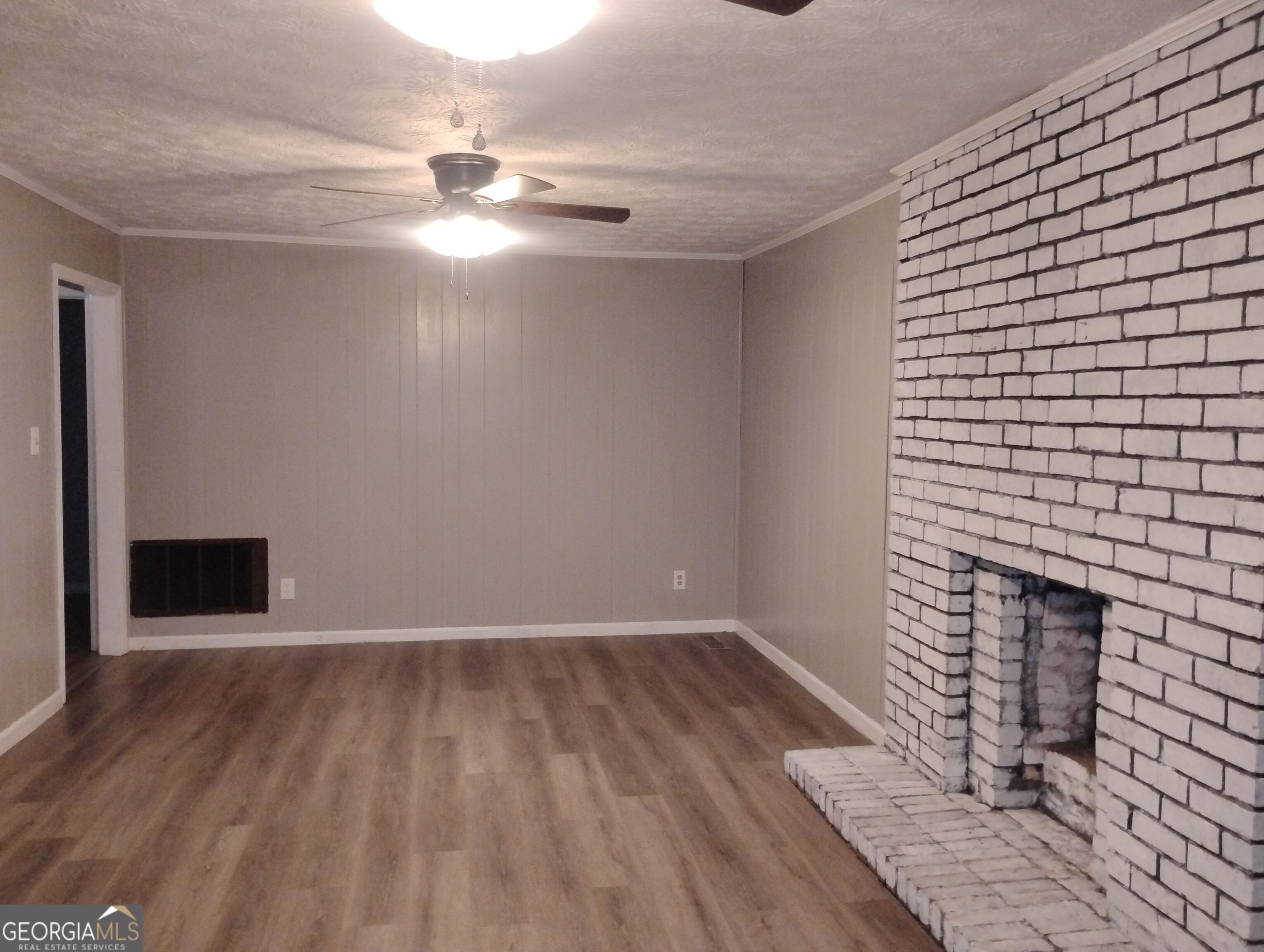 3000 White Pine Lane Property Photo 7