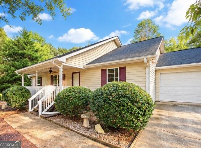 5019 Hwy 29 Property Photo 2