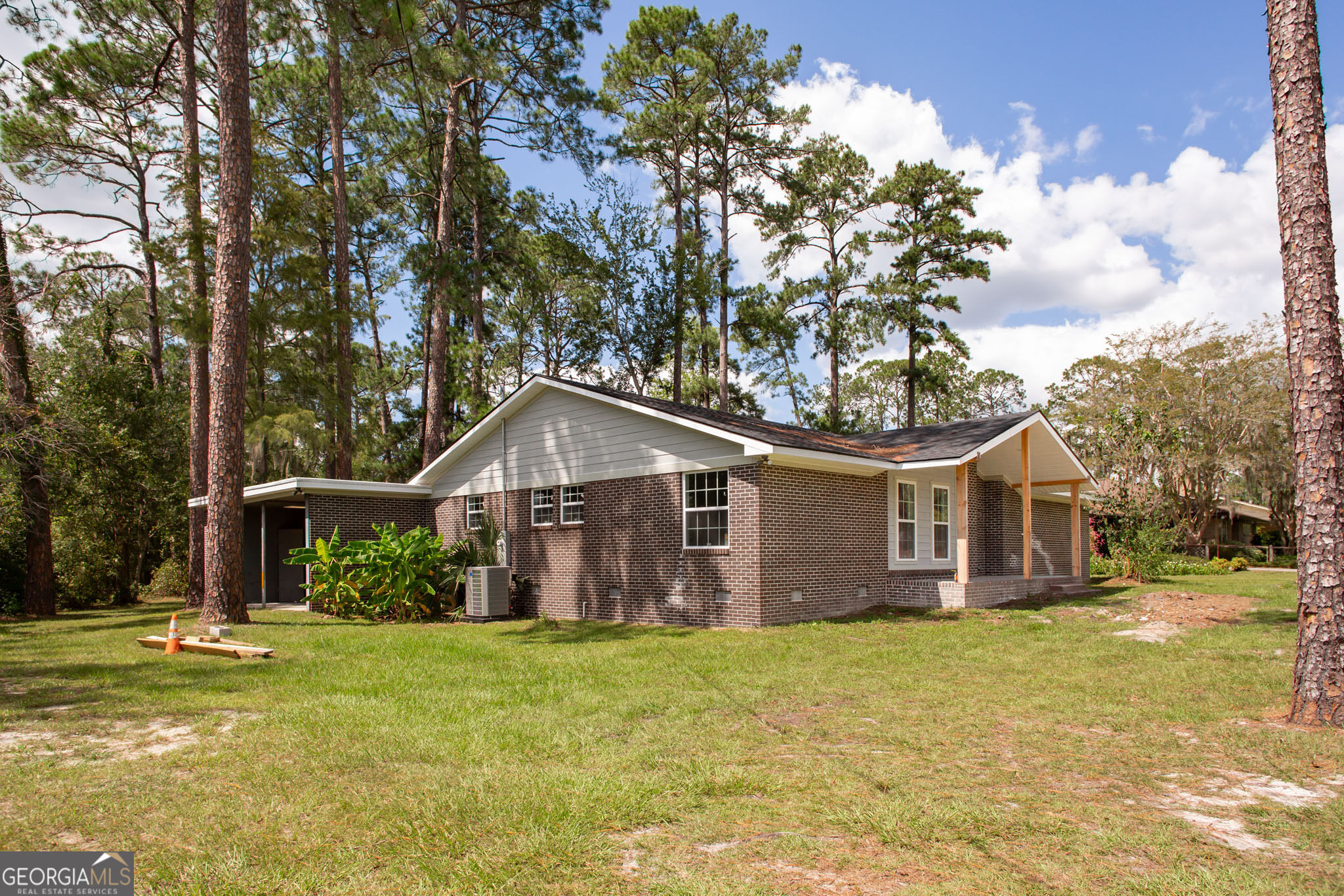 601 Saint Catherine Drive Property Photo 4