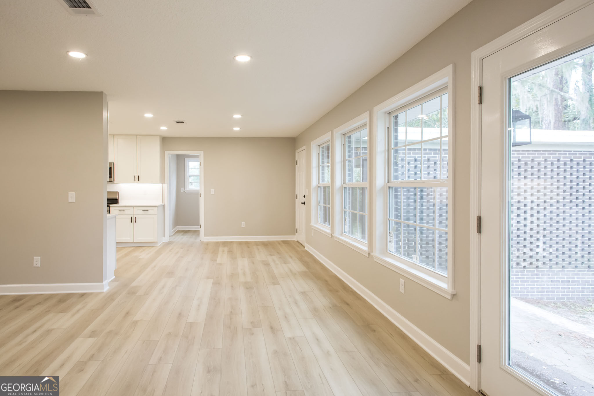 601 Saint Catherine Drive Property Photo 9