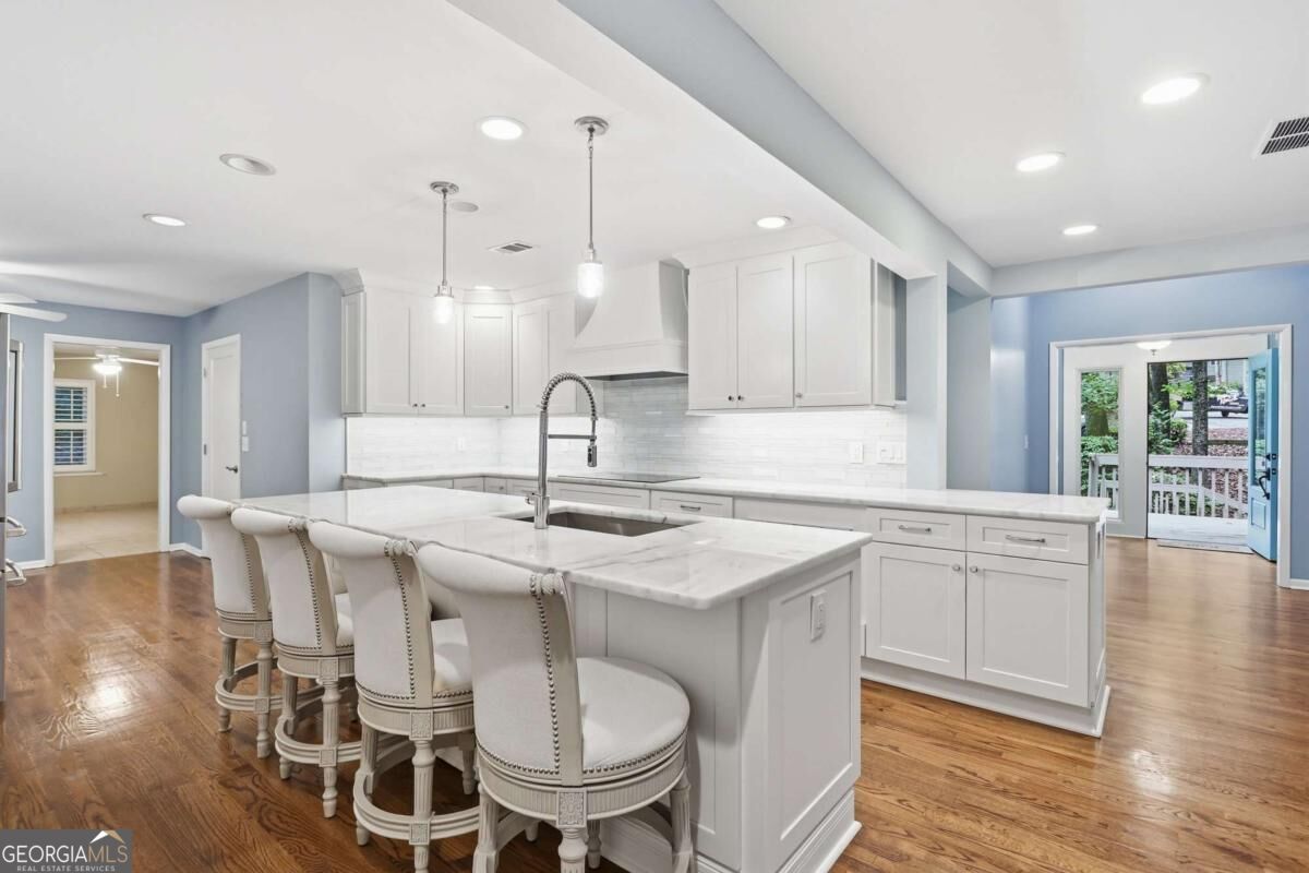 4189 Tartan Way Ne Property Photo 9