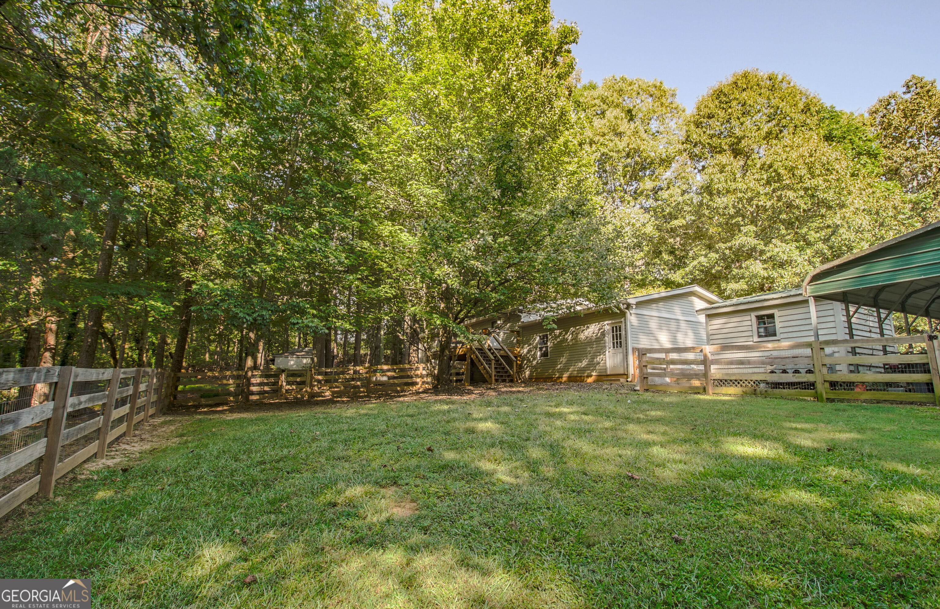 279 John Teem Road Property Photo 3