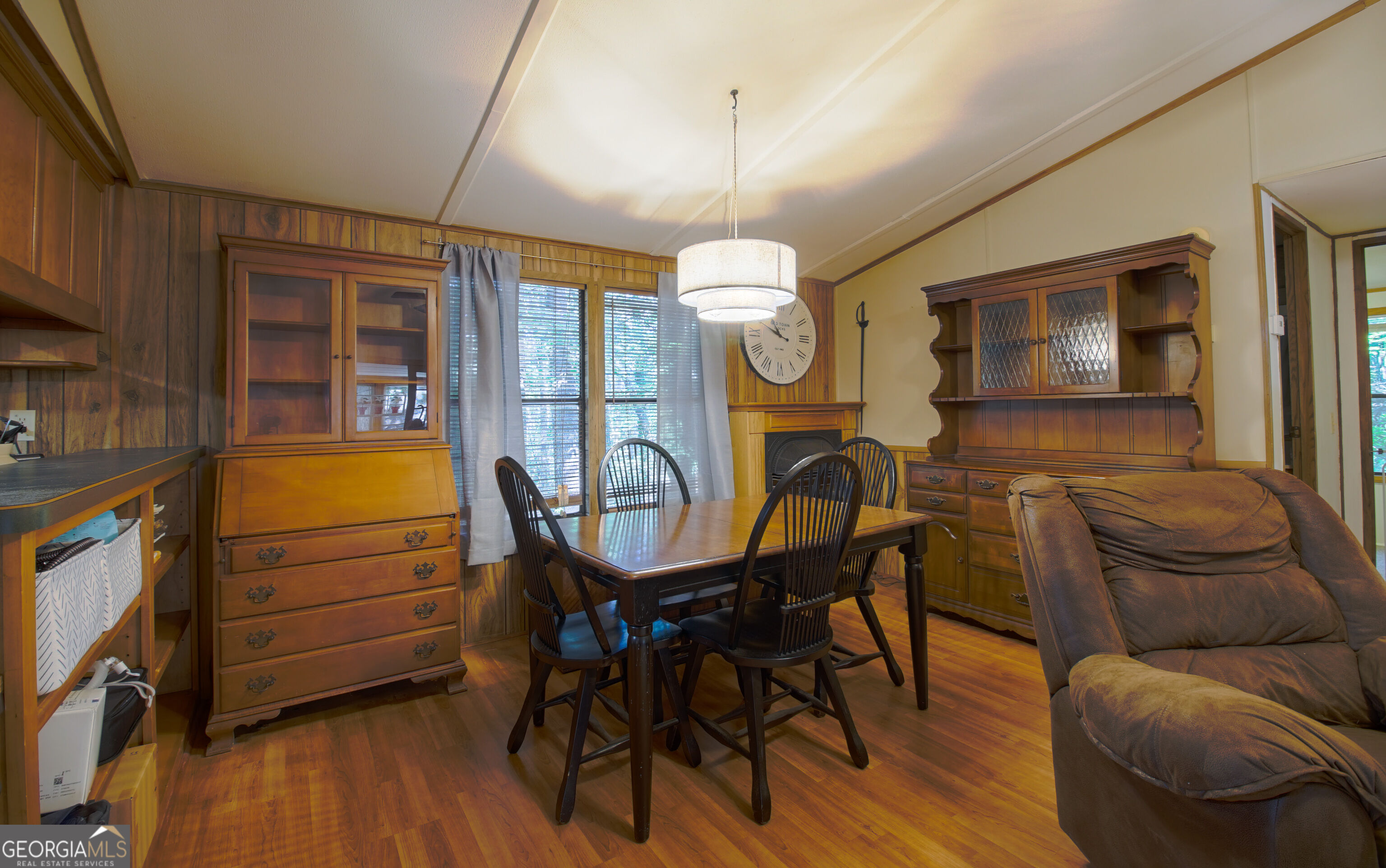279 John Teem Road Property Photo 9