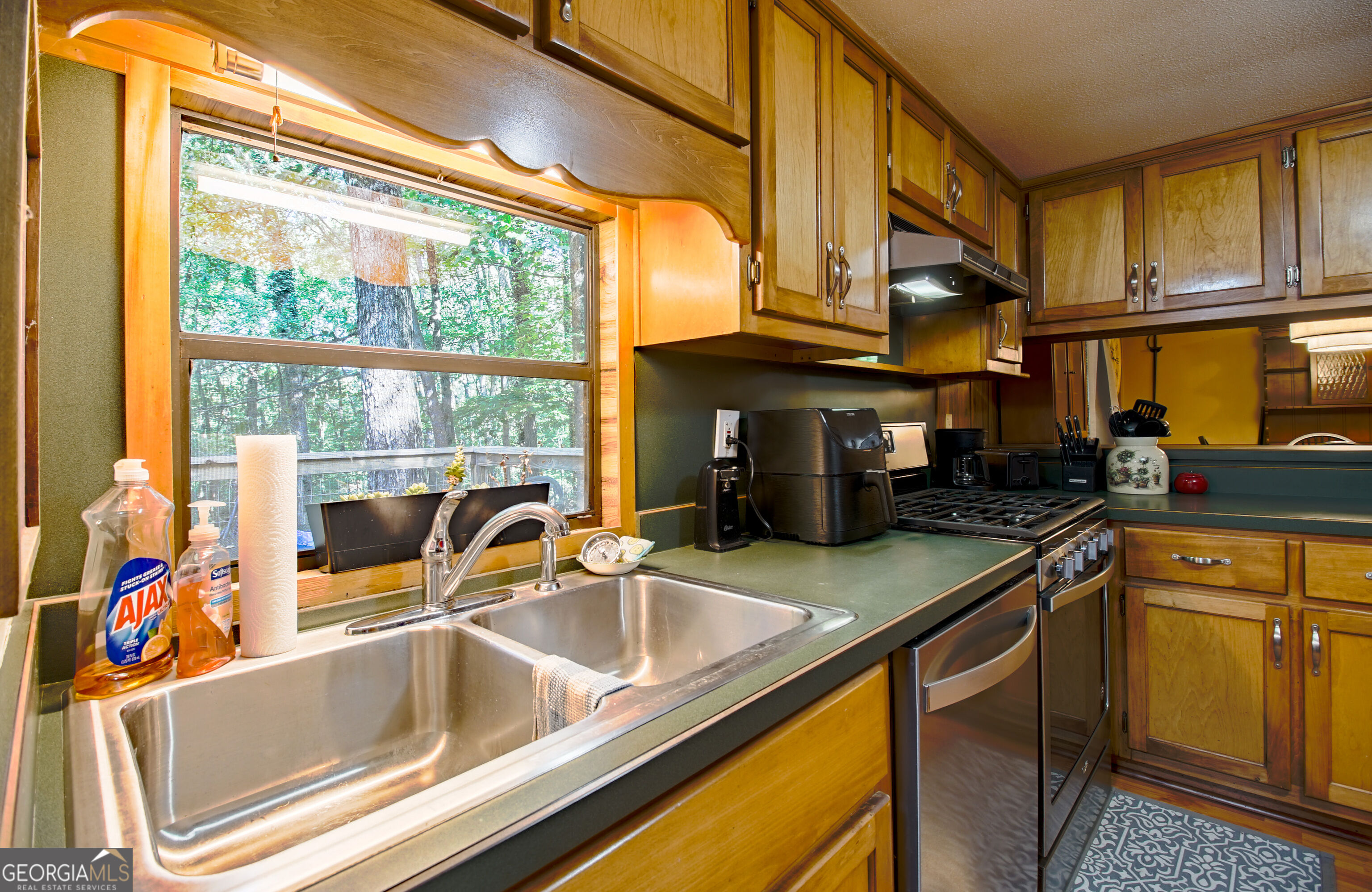 279 John Teem Road Property Photo 16