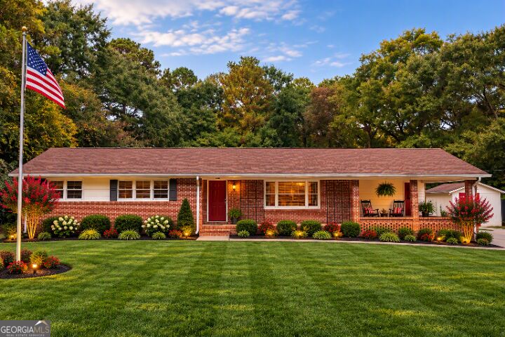 318 W Main Street Property Photo 2