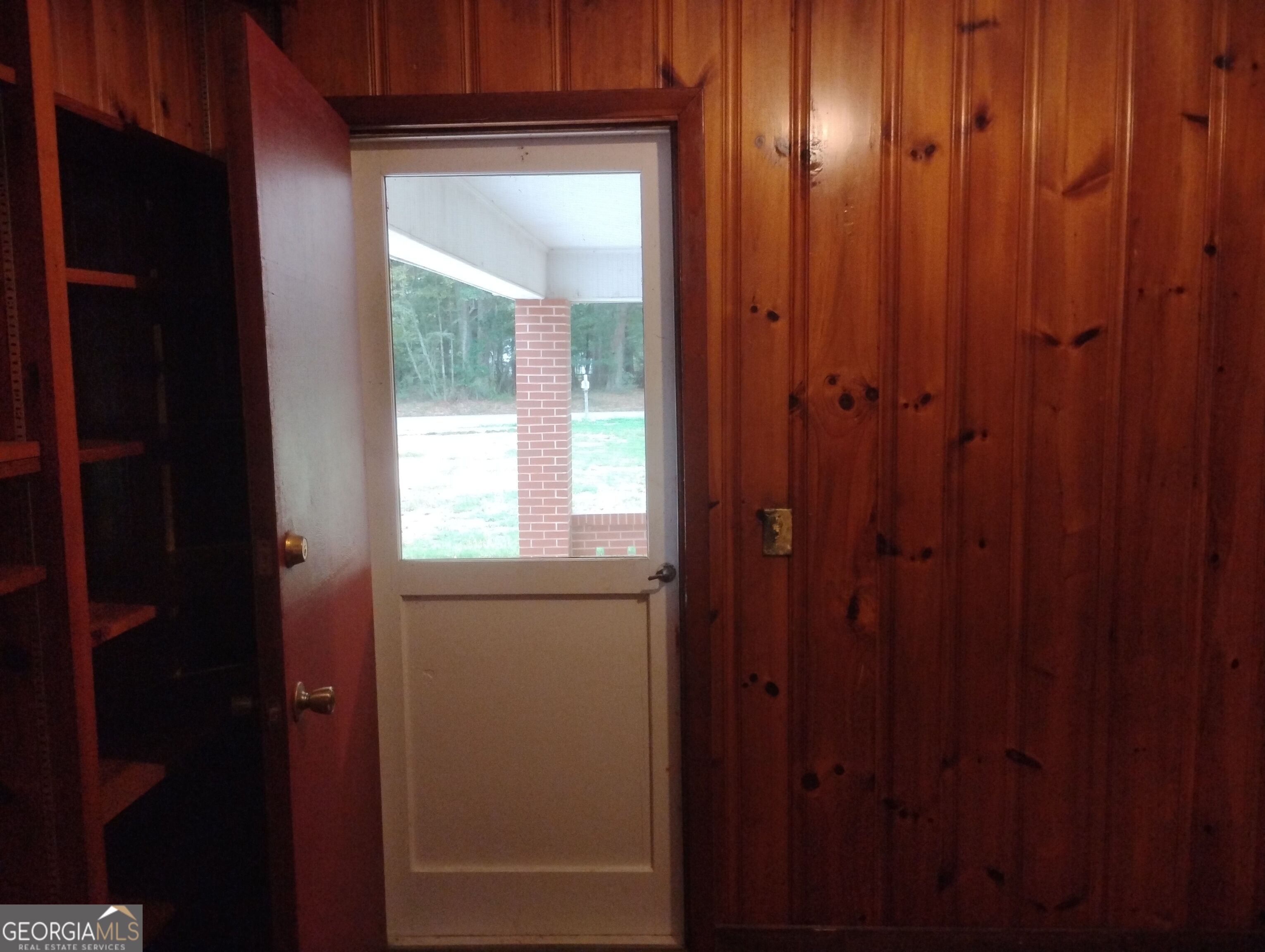 318 W Main Street Property Photo 7