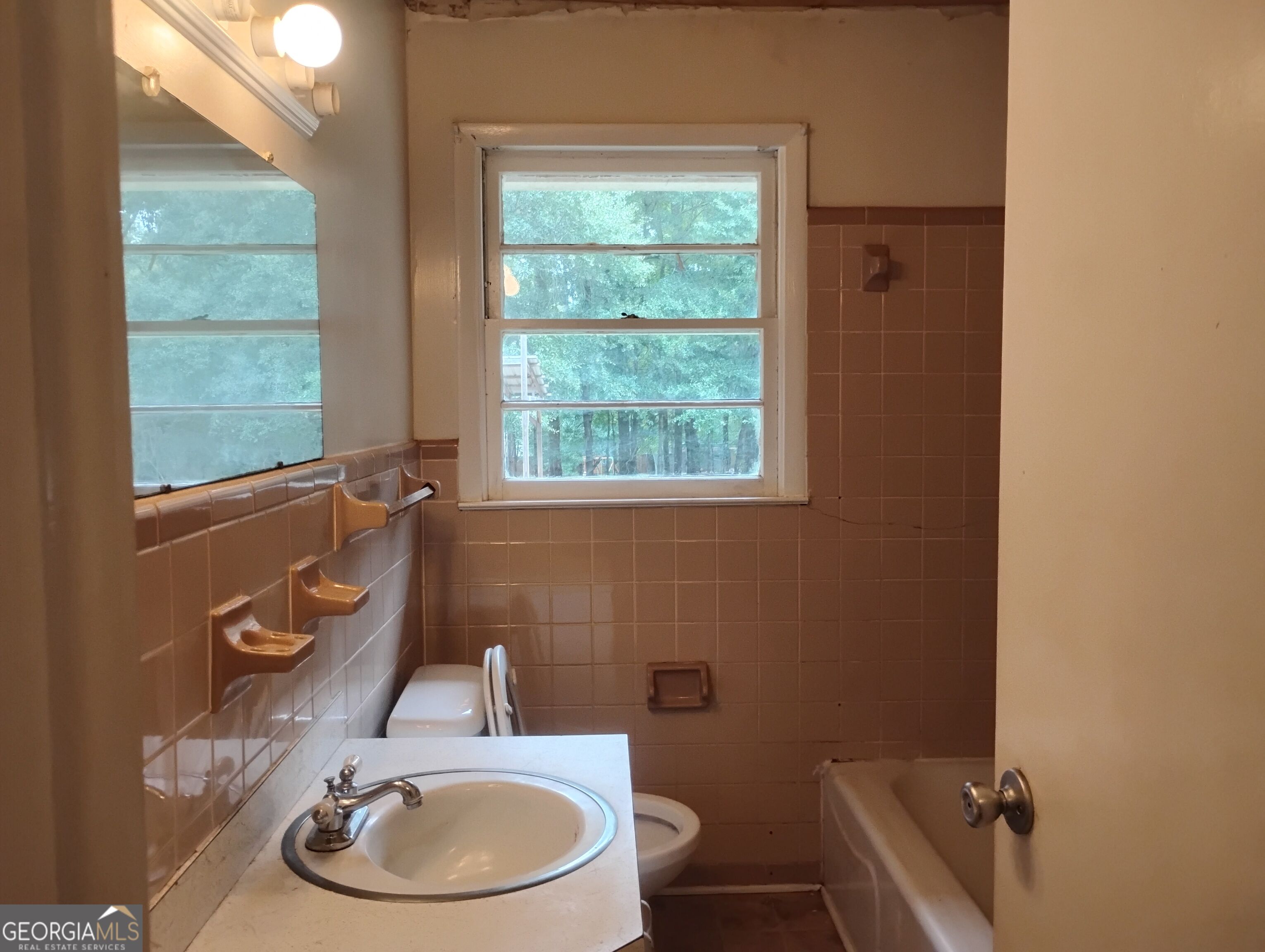 318 W Main Street Property Photo 21