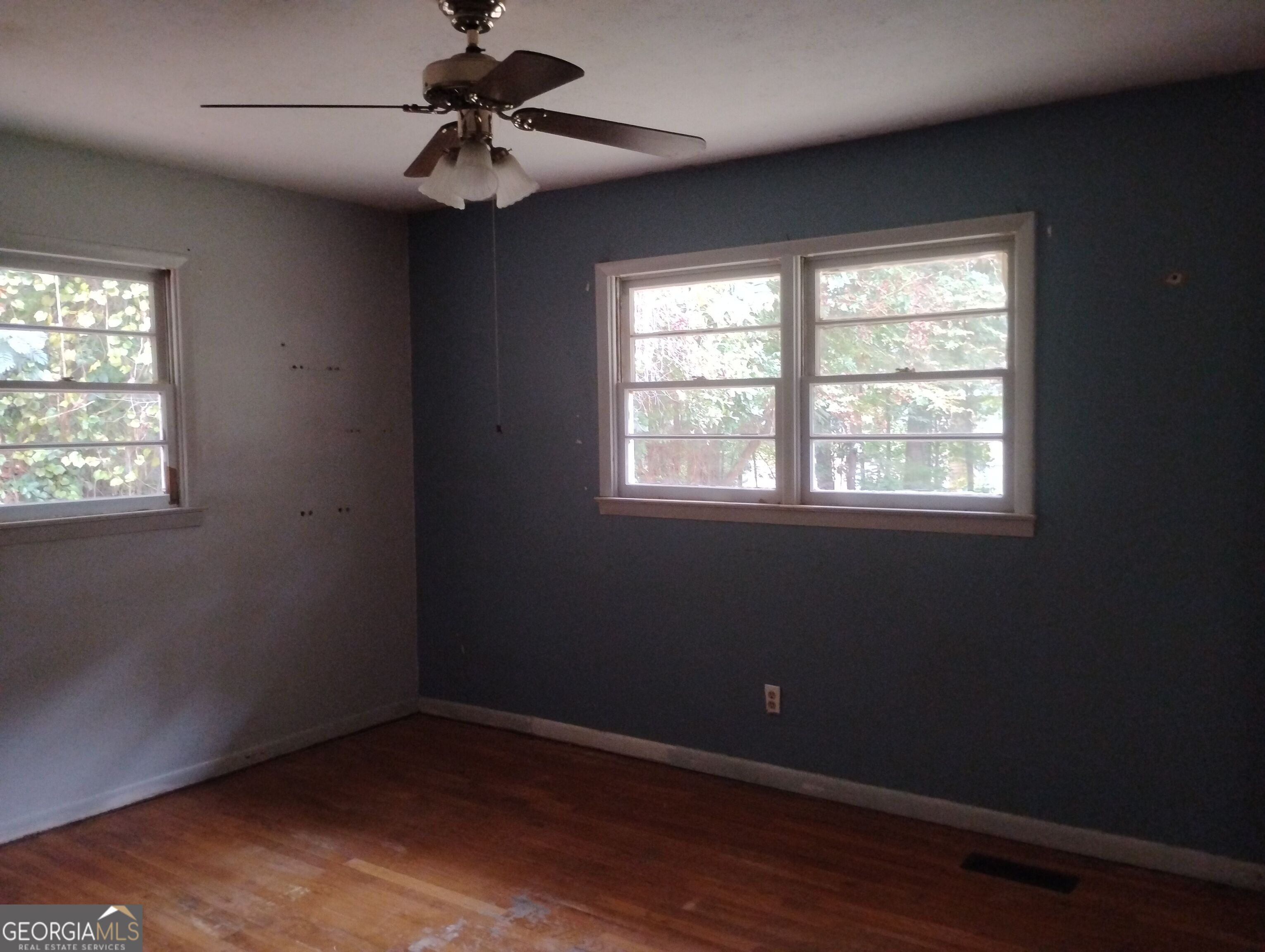 318 W Main Street Property Photo 25