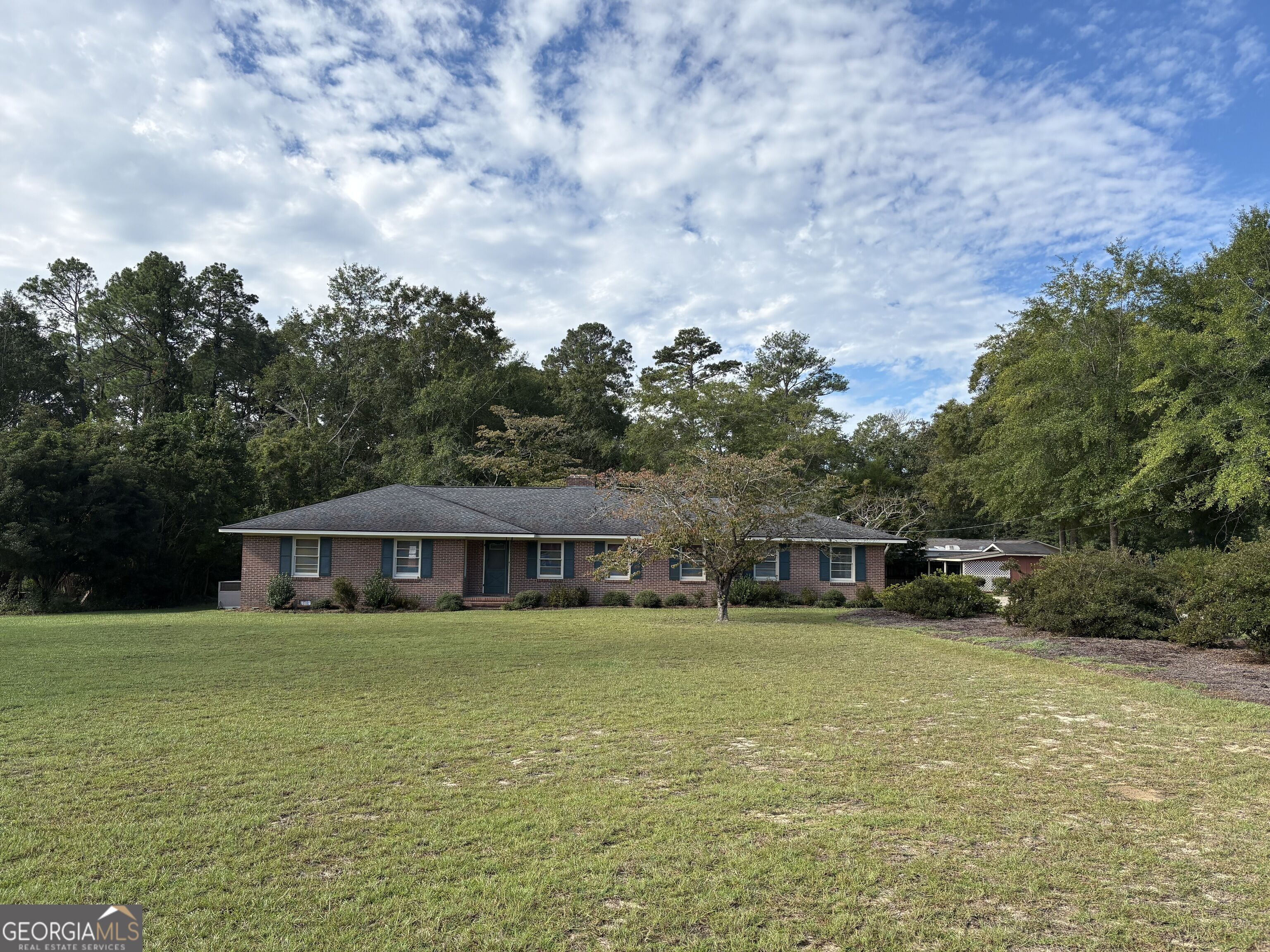 212 Clairmont Drive Property Photo 2