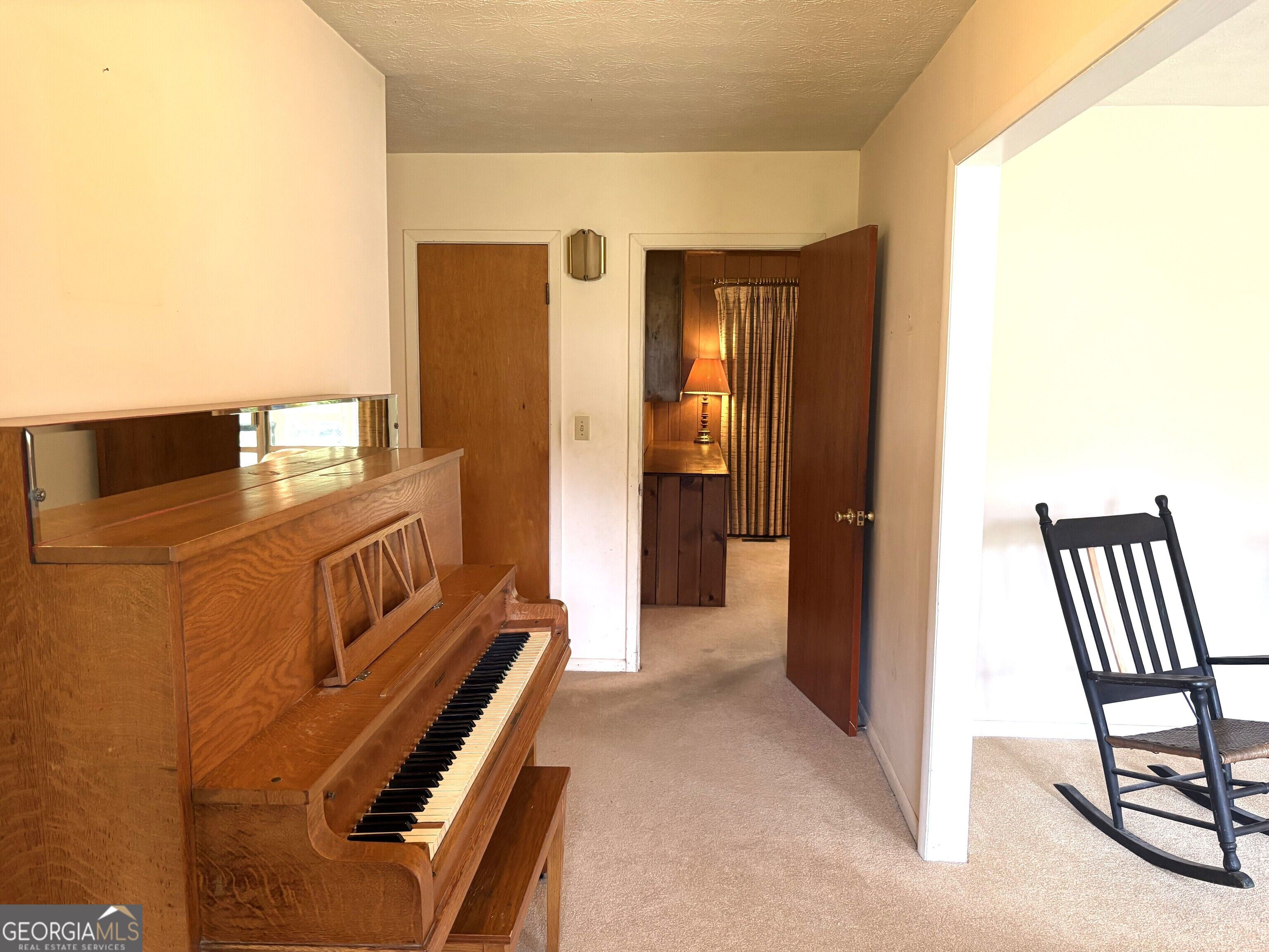 212 Clairmont Drive Property Photo 3