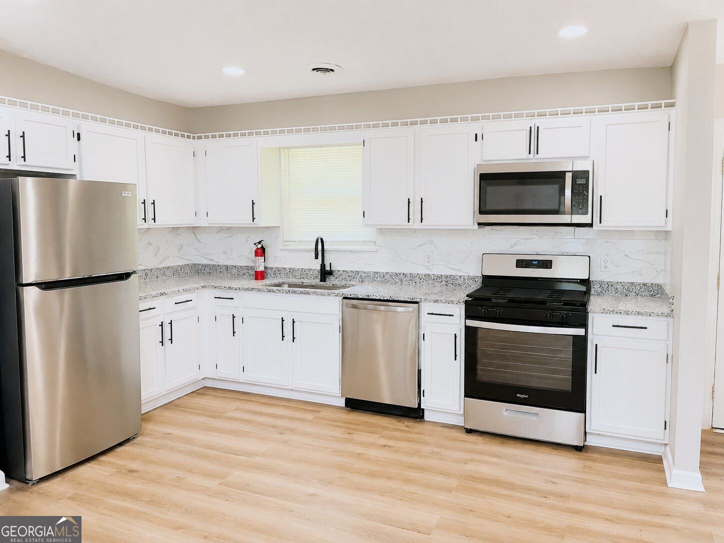 3846 Narron Drive Sw Property Photo 5