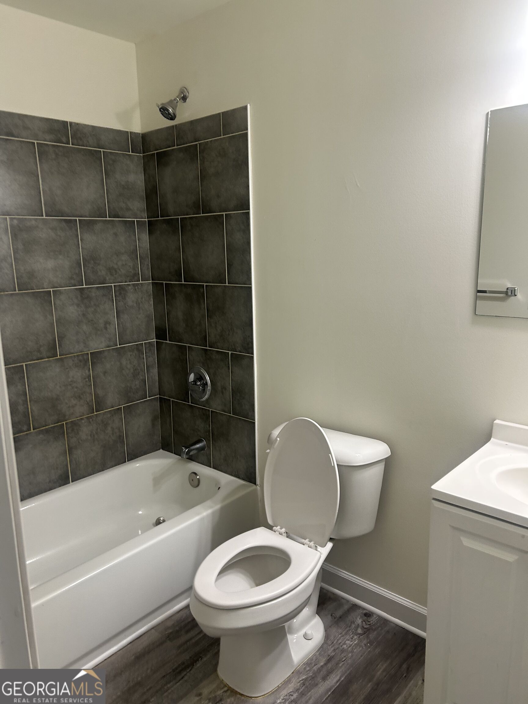 7040 Hassana Lane Property Photo 16
