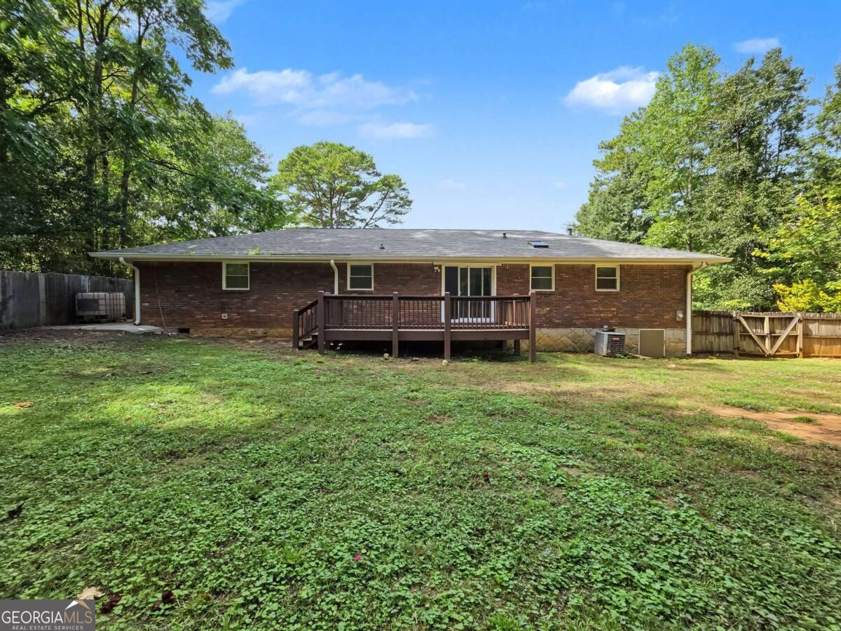 530 Allgood Road Property Photo 22