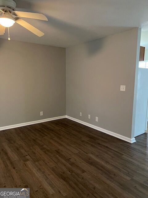 529 Railroad Street # 2b Property Photo 3