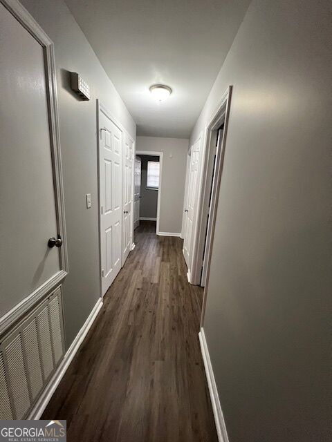 529 Railroad Street # 2b Property Photo 9