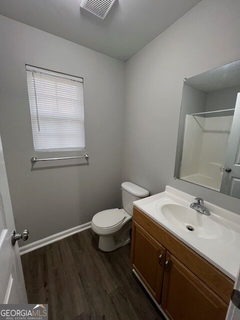 529 Railroad Street # 2b Property Photo 16