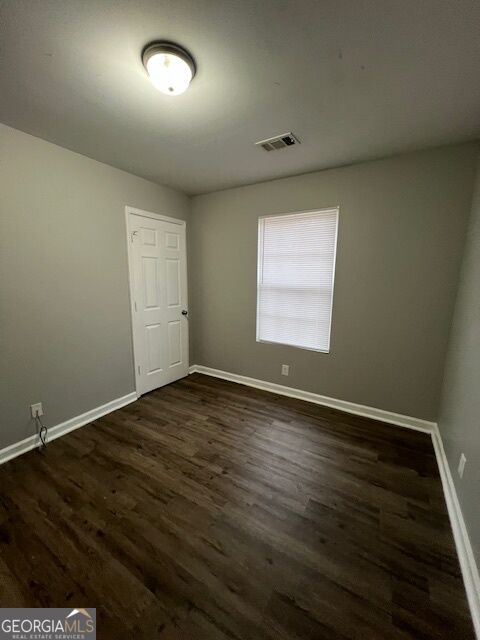 529 Railroad Street # 2b Property Photo 19