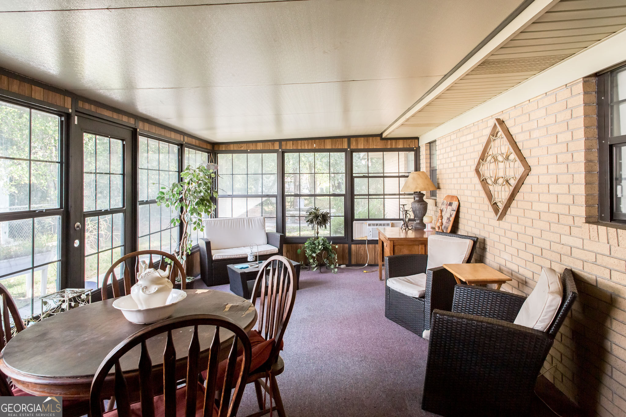 1402 Toomer Street Property Photo 15