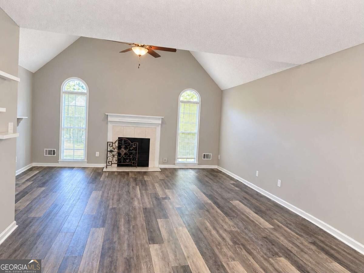 3146 Pine Top Court Sw Property Photo 5