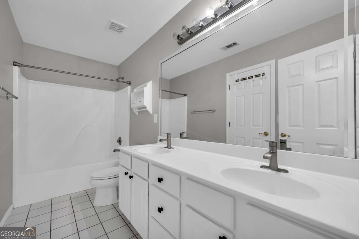 2373 Oak Falls Lane Property Photo 42