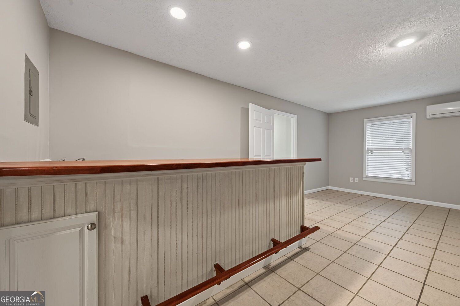 375 Saybrooke Crossing Property Photo 41