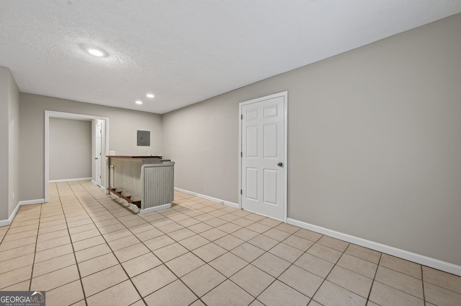 375 Saybrooke Crossing Property Photo 44