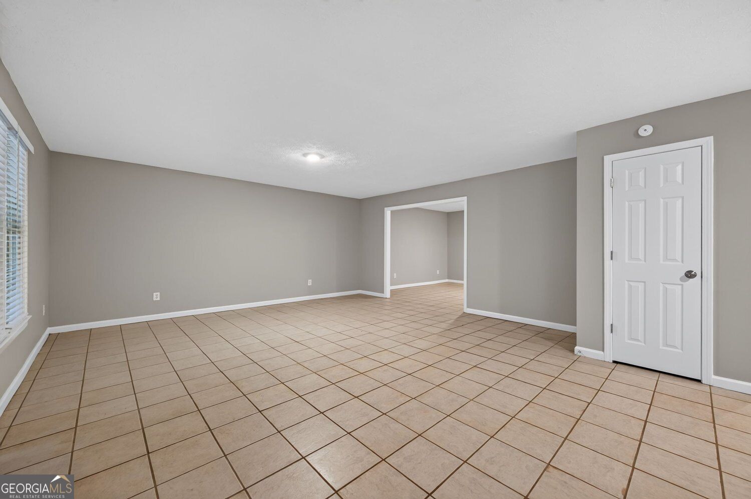 375 Saybrooke Crossing Property Photo 46