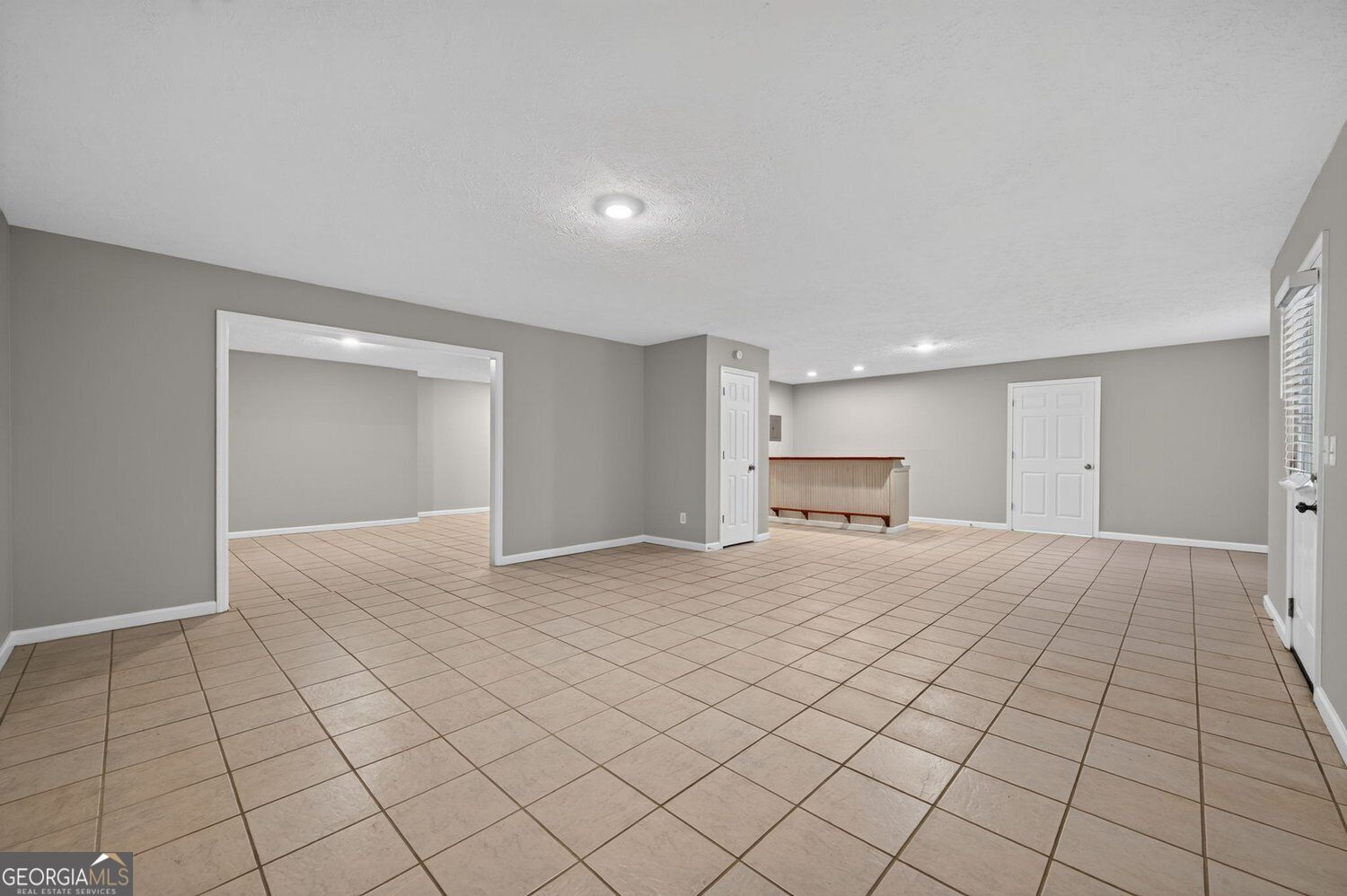 375 Saybrooke Crossing Property Photo 48