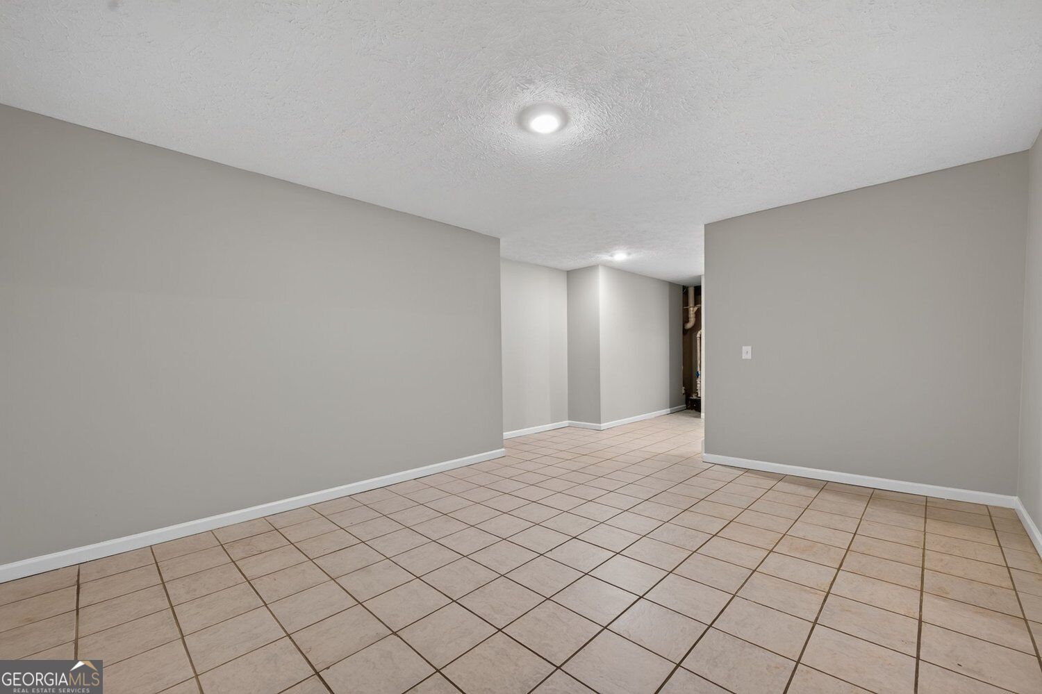 375 Saybrooke Crossing Property Photo 49