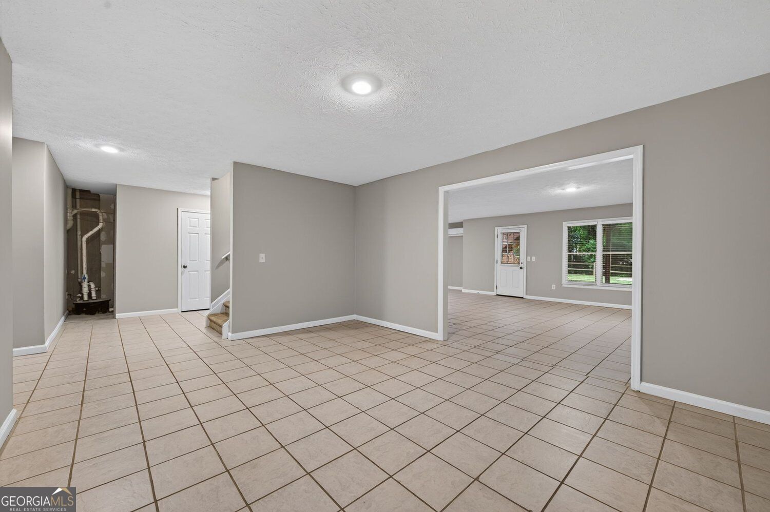 375 Saybrooke Crossing Property Photo 50