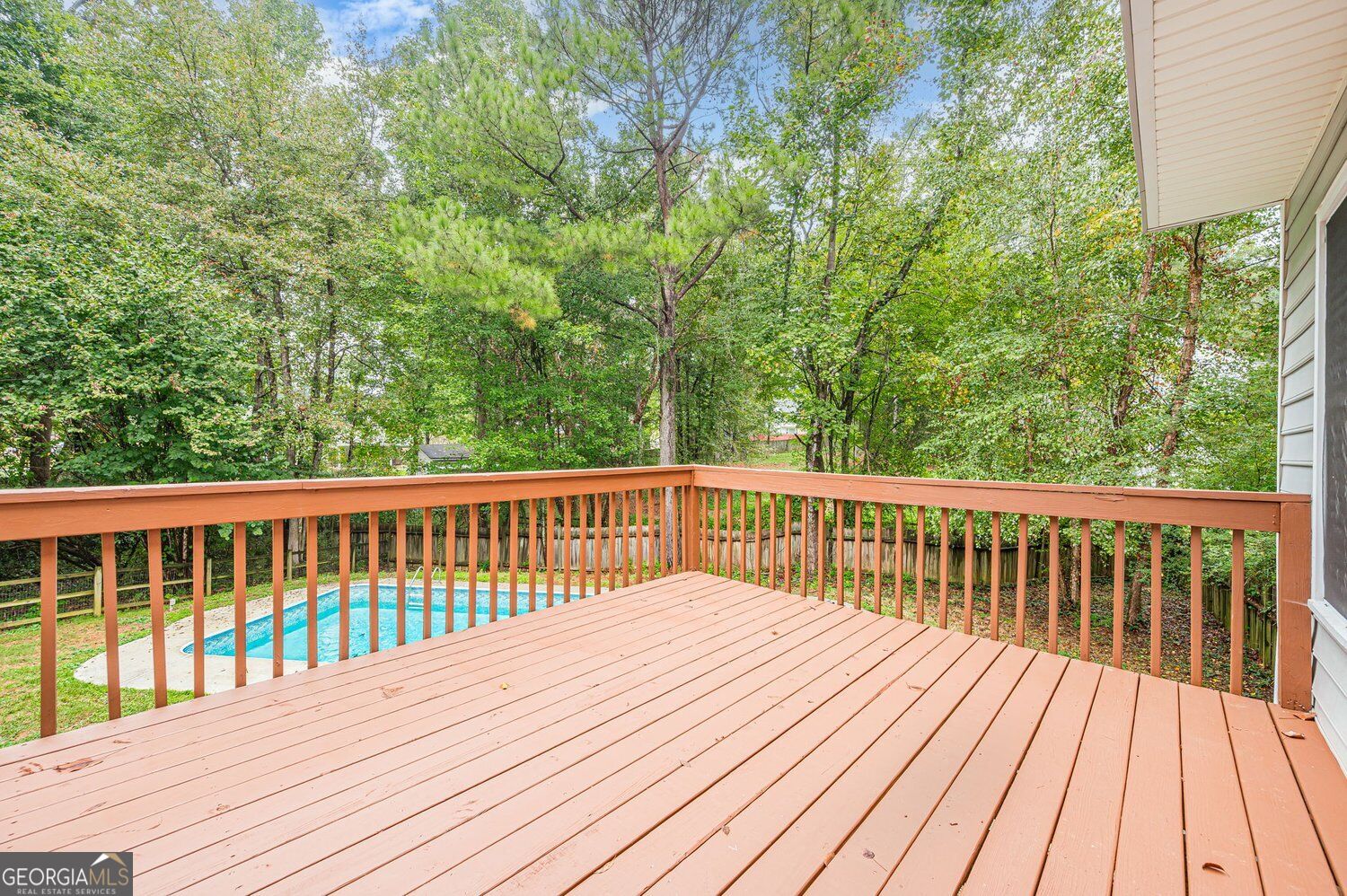 375 Saybrooke Crossing Property Photo 52