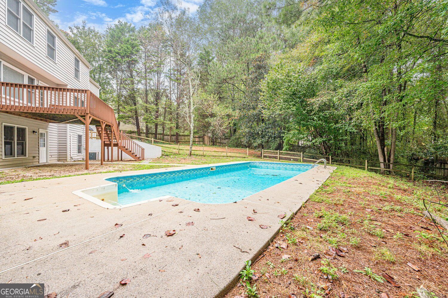 375 Saybrooke Crossing Property Photo 56