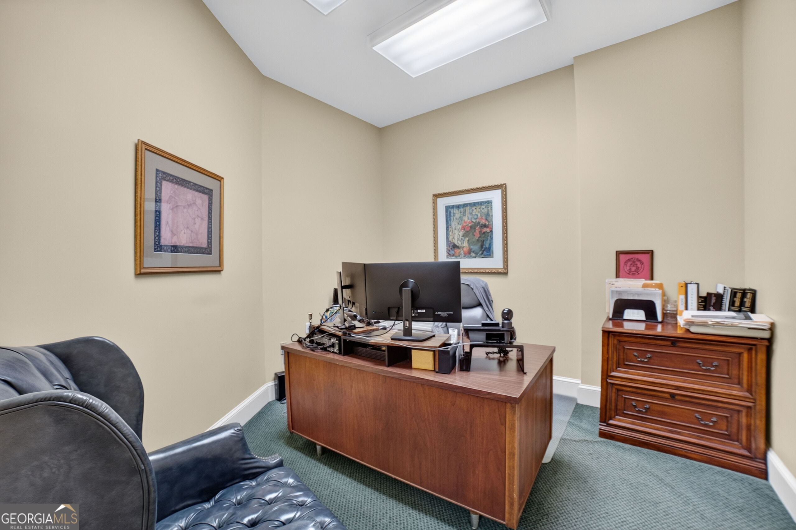 637 Cherry Street Property Photo 17