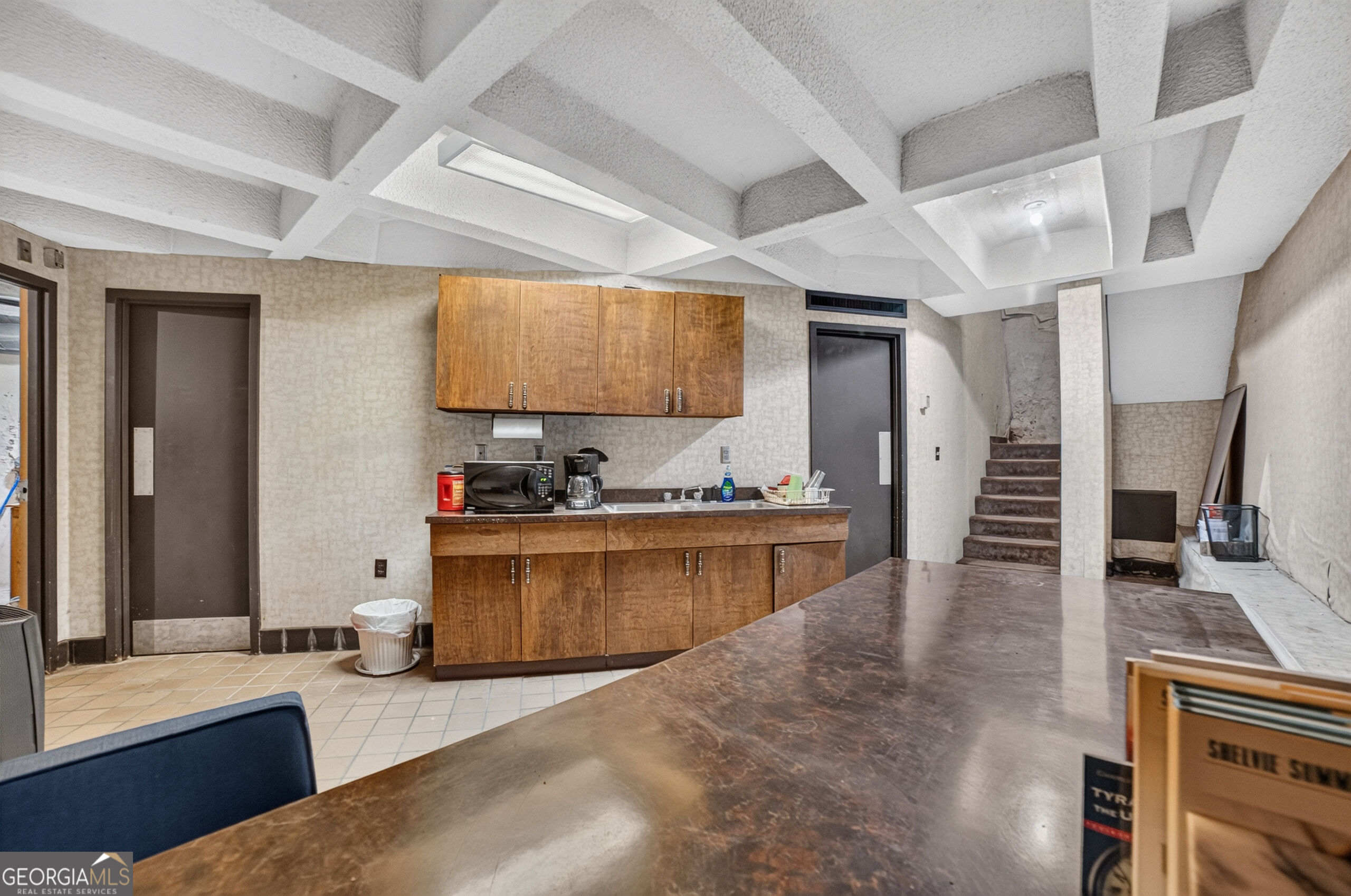 637 Cherry Street Property Photo 22