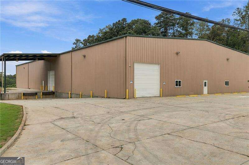 325 Poplar Street Property Photo 1