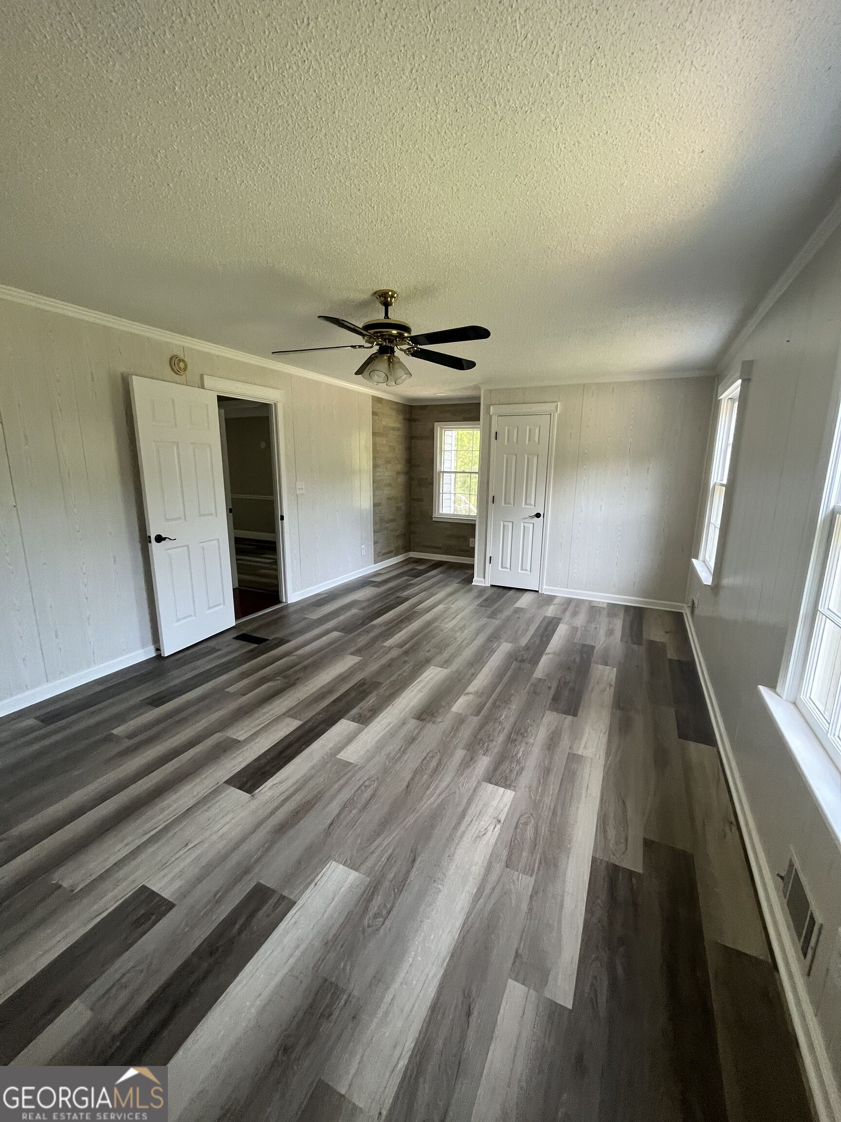 55 Nickel Road Property Photo 7
