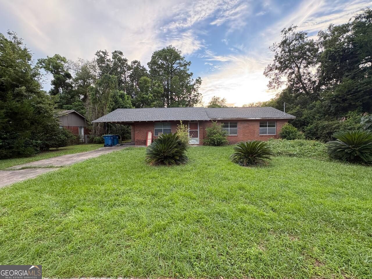 2206 Formosa Circle Property Photo 1