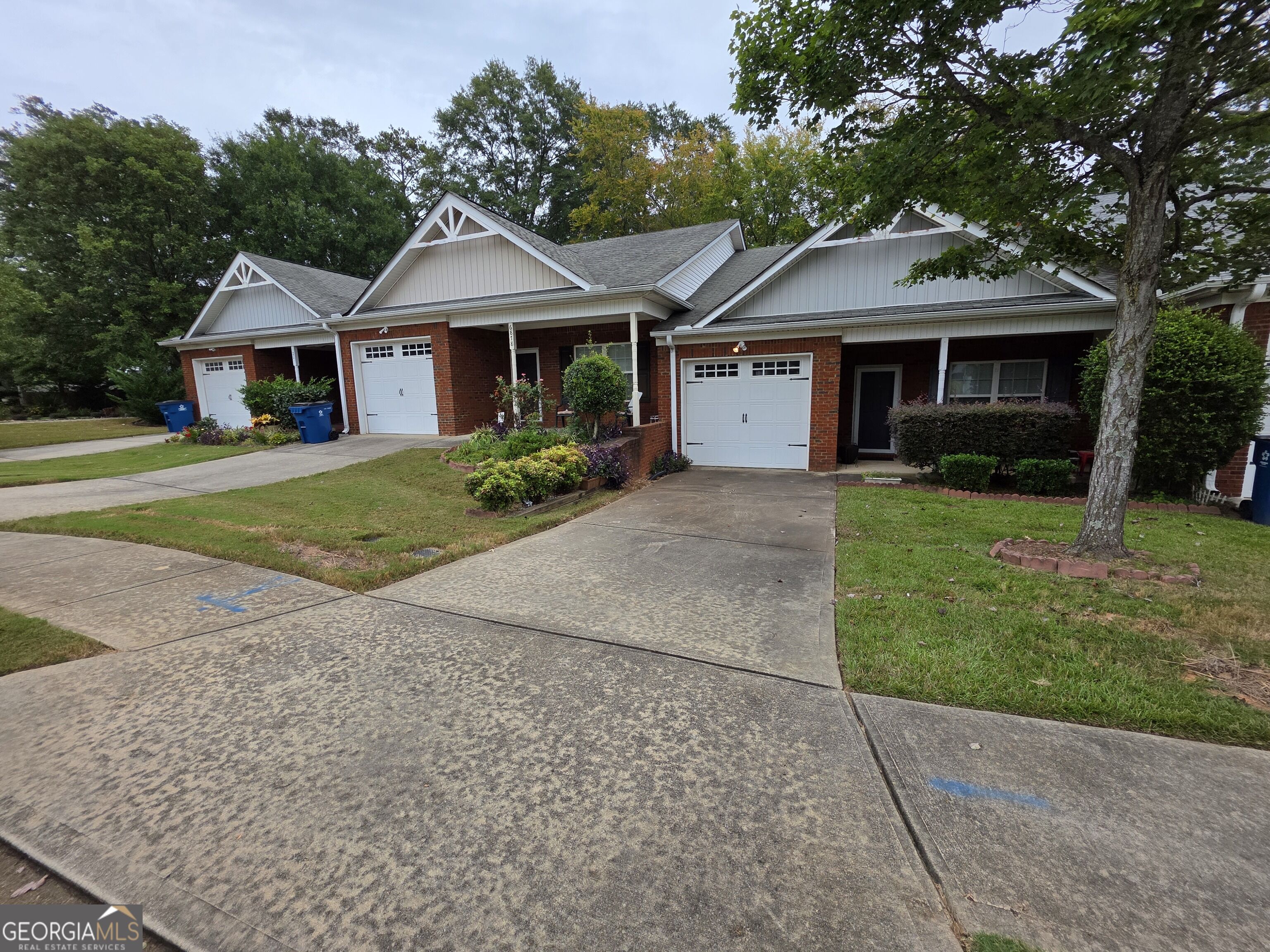 6880 Tara Oaks Drive Property Photo 6