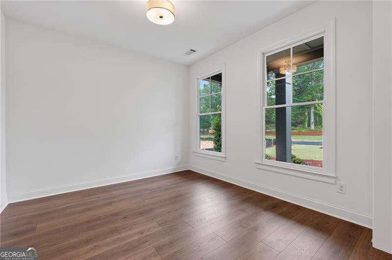 53 Stanley Drive Property Photo 4