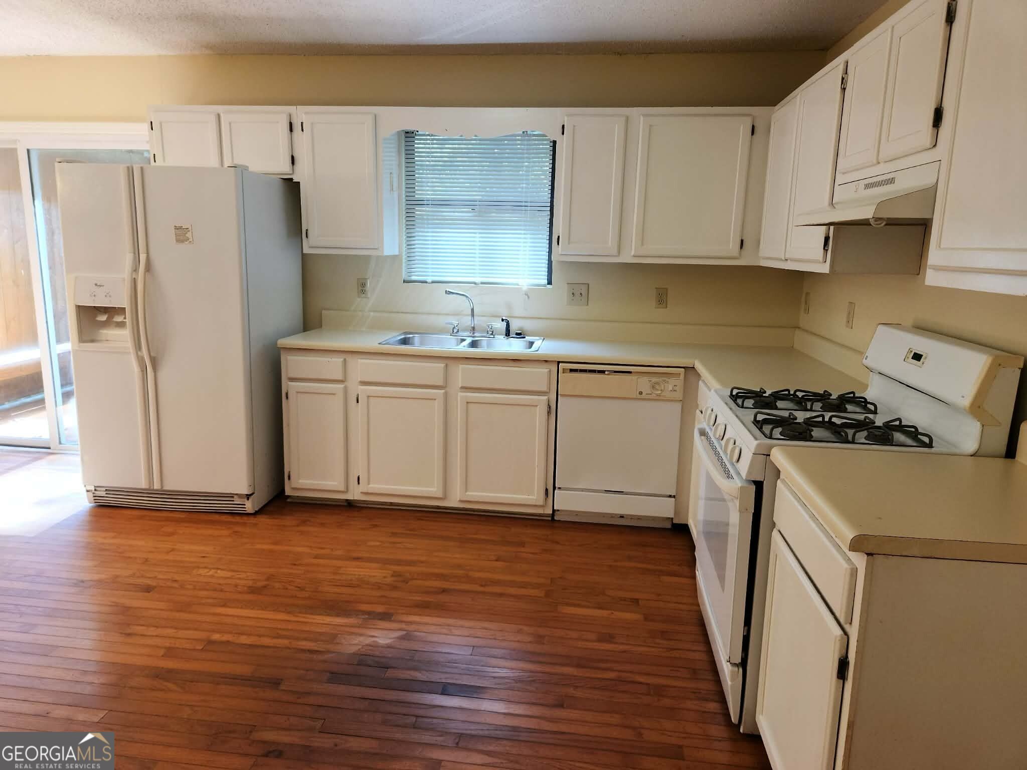 3761 Parks Drive Property Photo 10