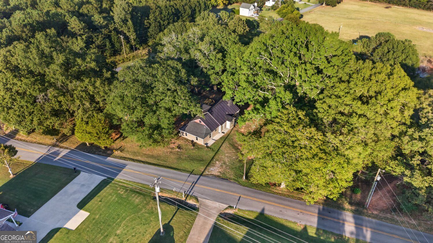 210 Shaw Road Sw Property Photo 1