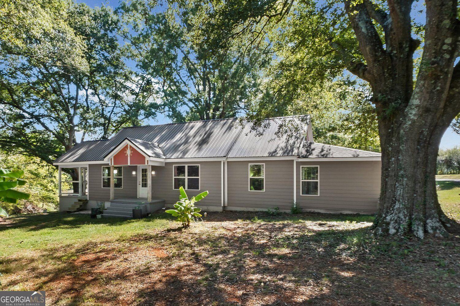210 Shaw Road Sw Property Photo 1