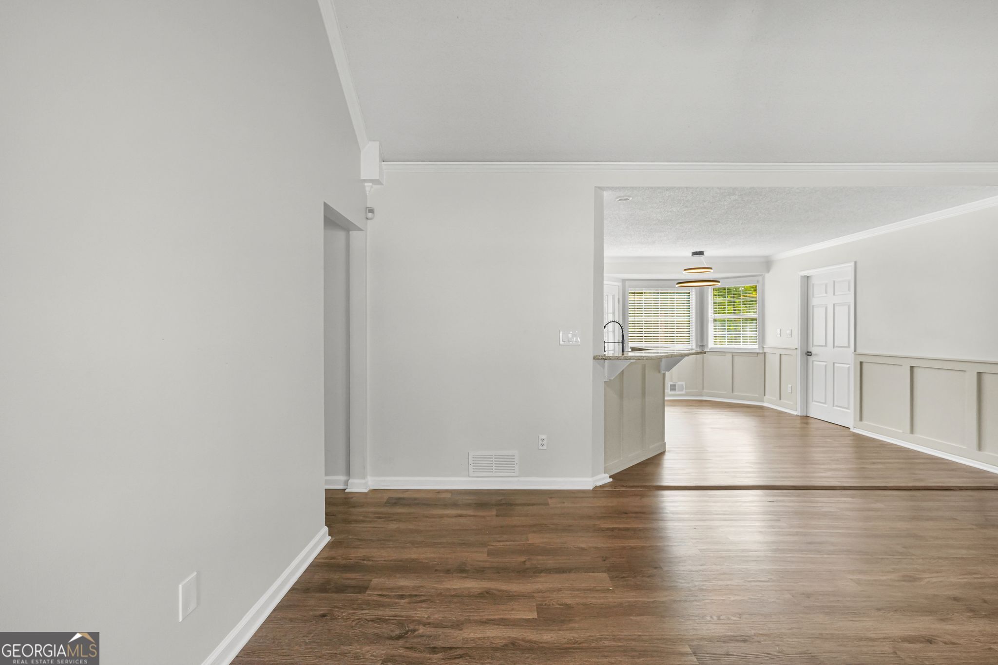 80 Lakefront Drive Property Photo 5
