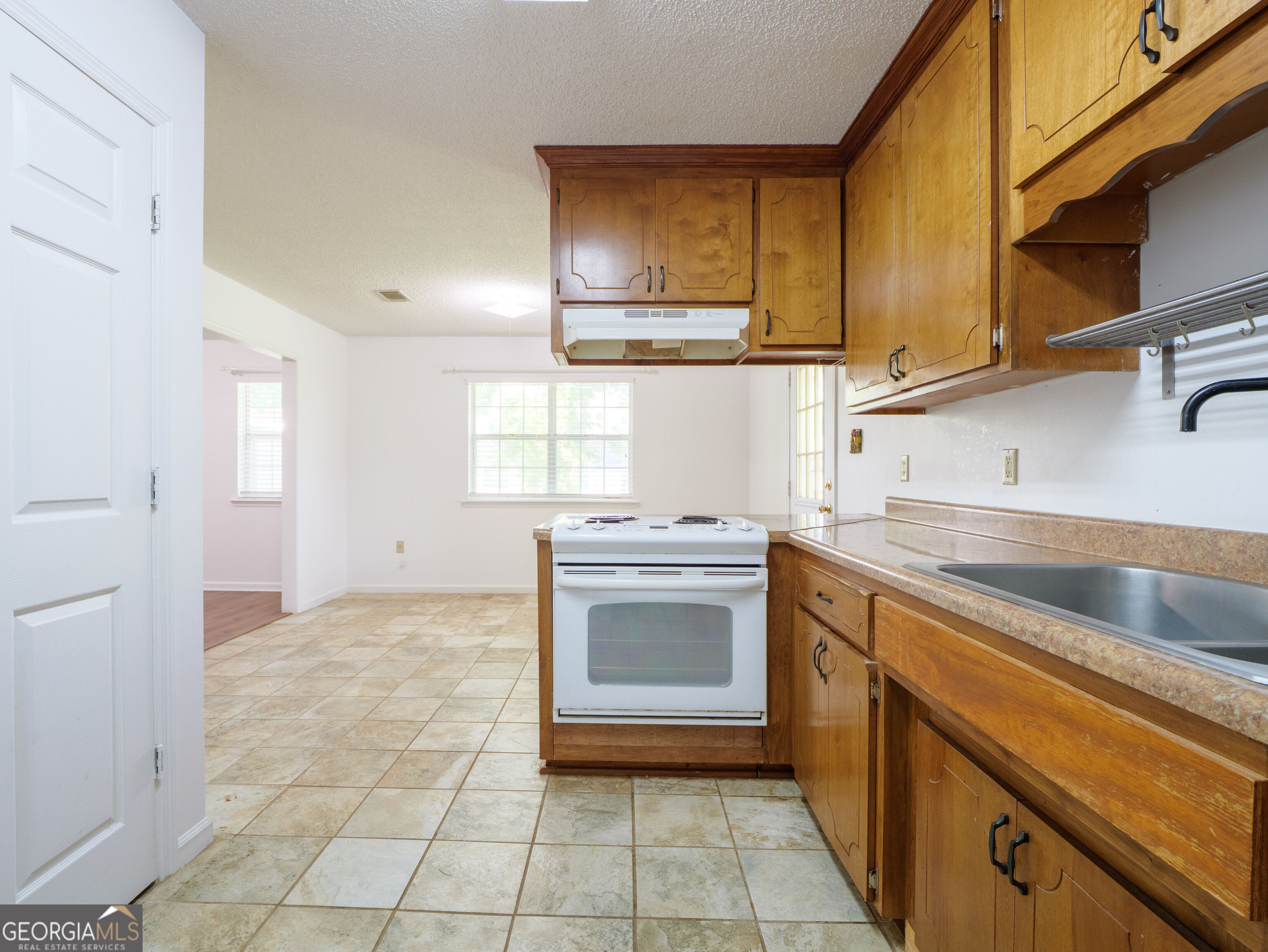 91 C Johnson Property Photo 13