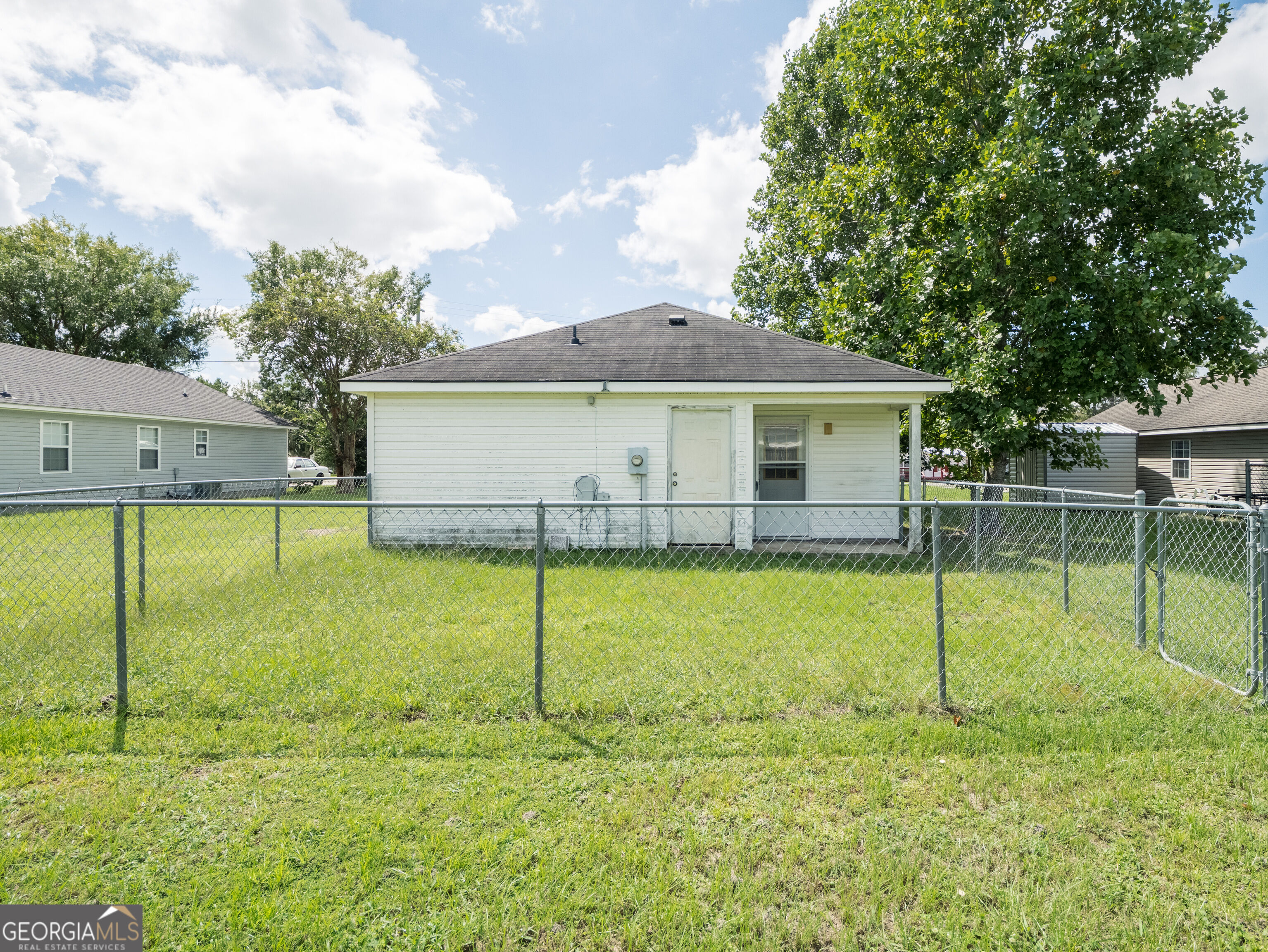 91 C Johnson Property Photo 26
