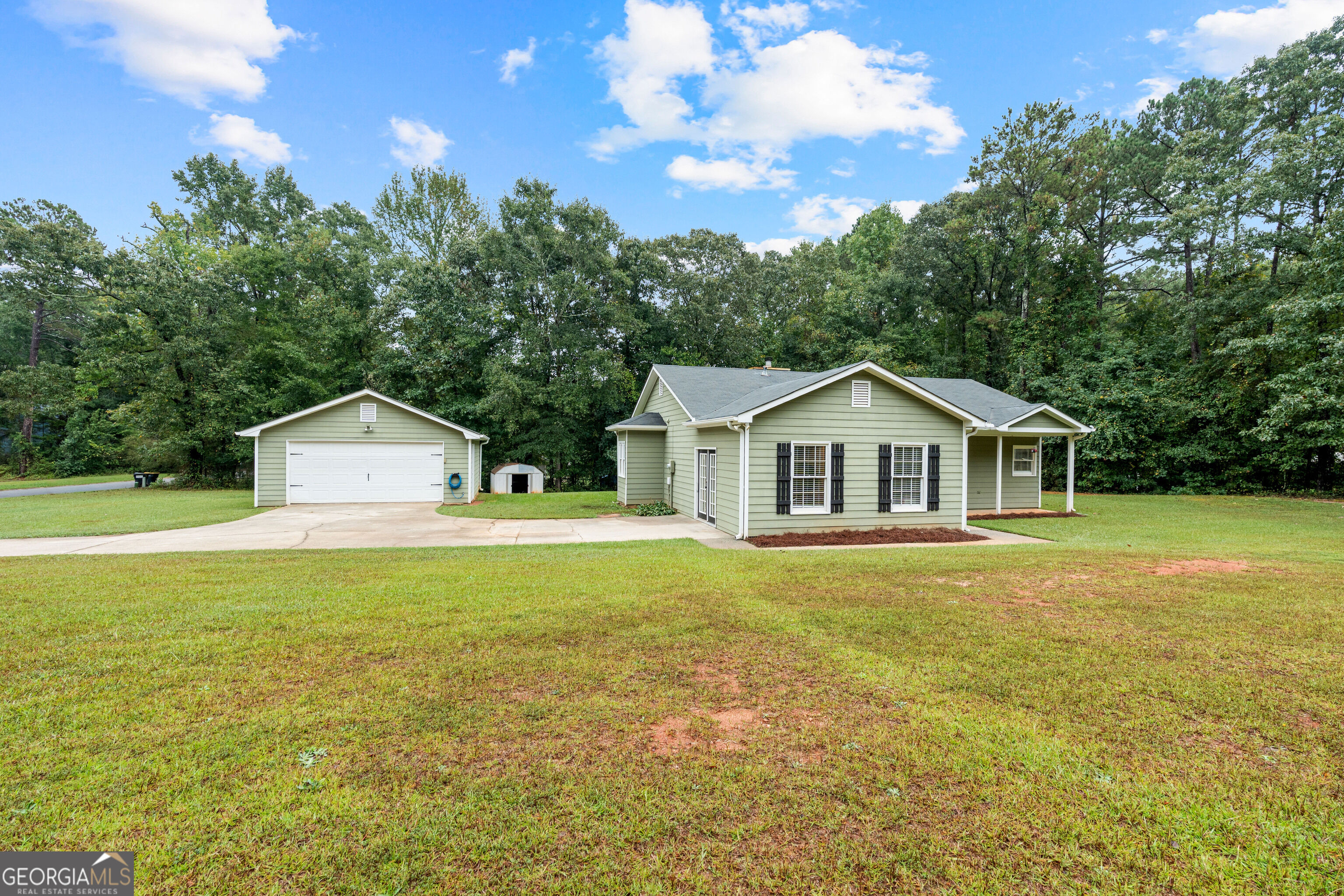165 Wagon Wheel Trail Property Photo 2