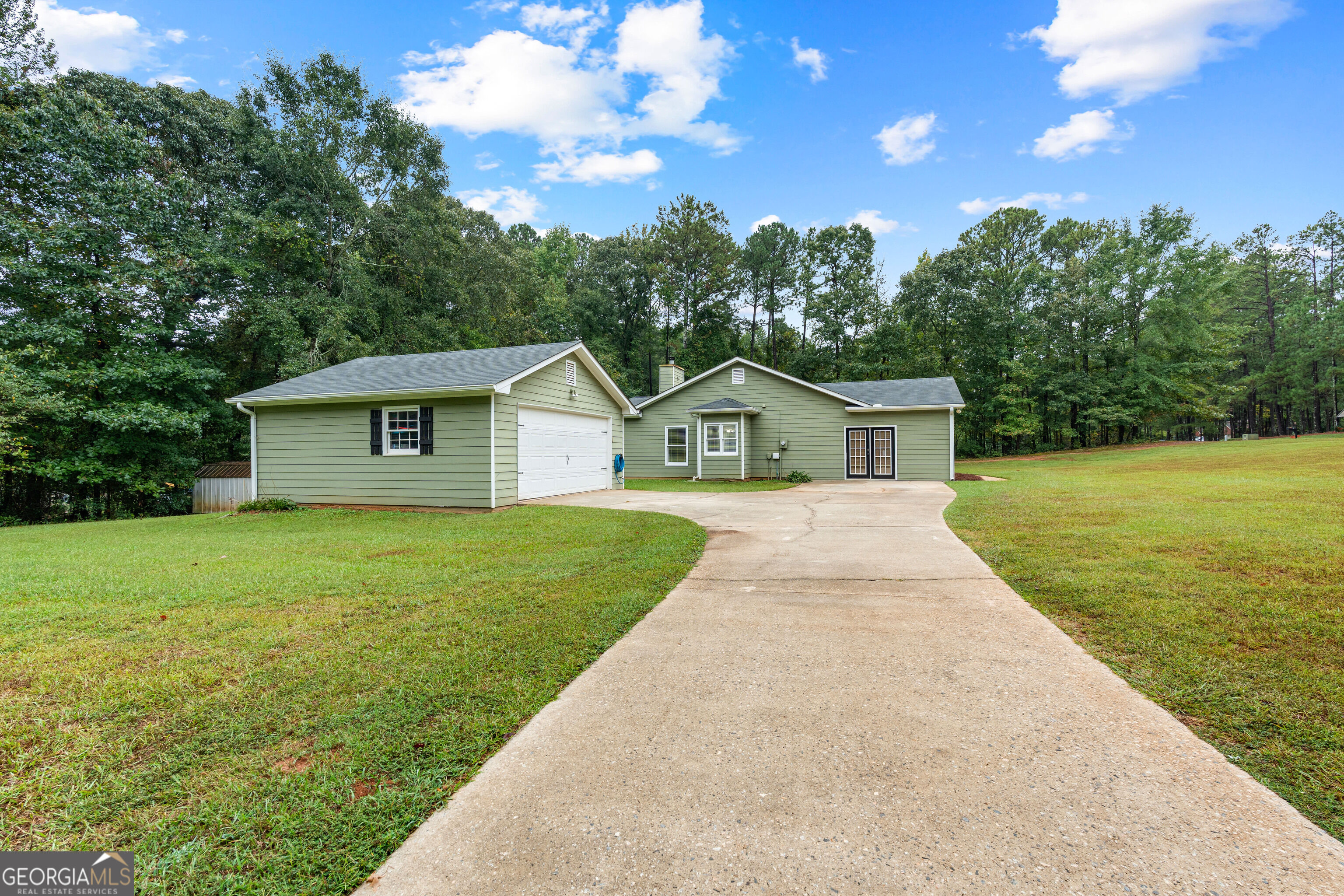165 Wagon Wheel Trail Property Photo 3