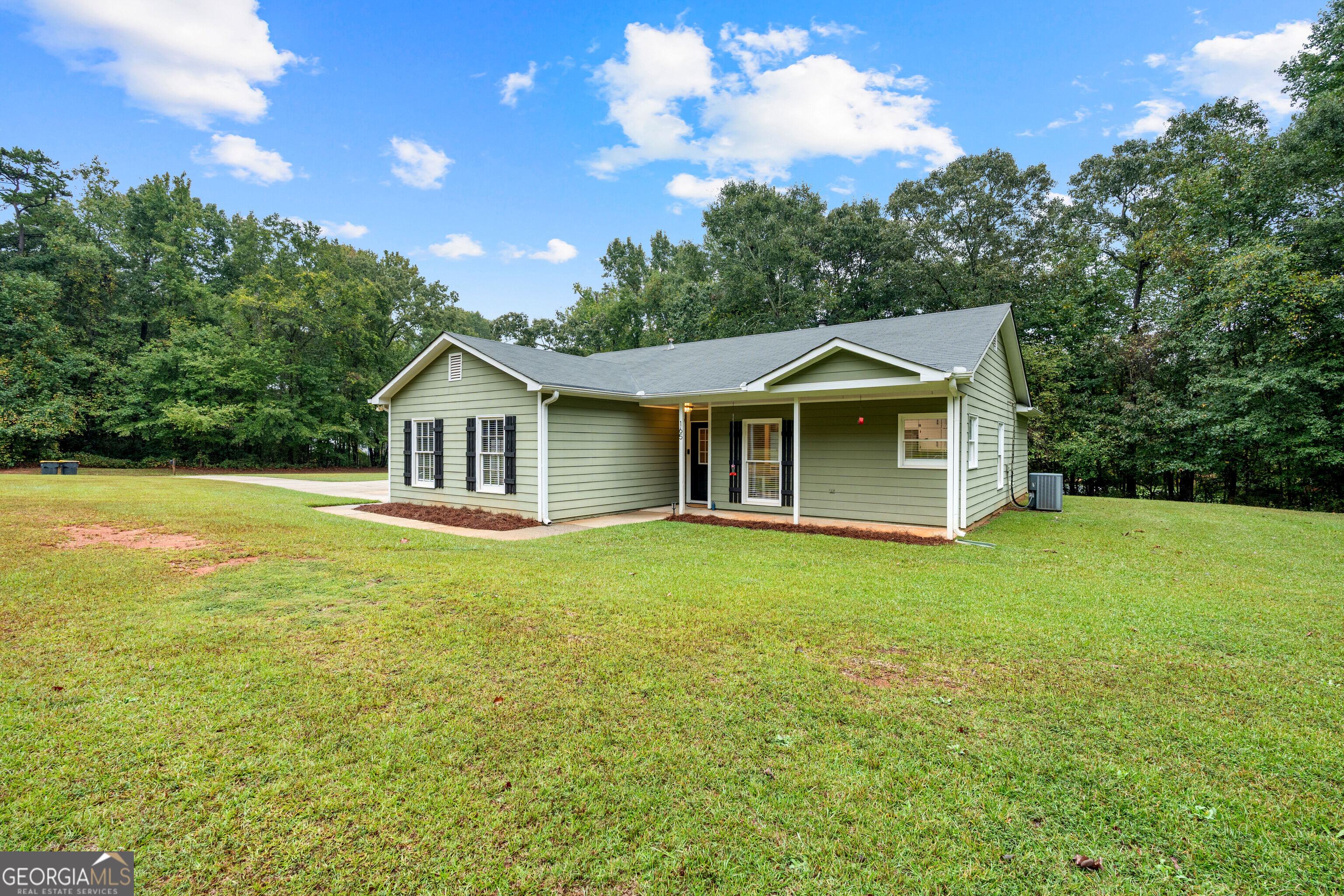 165 Wagon Wheel Trail Property Photo 4