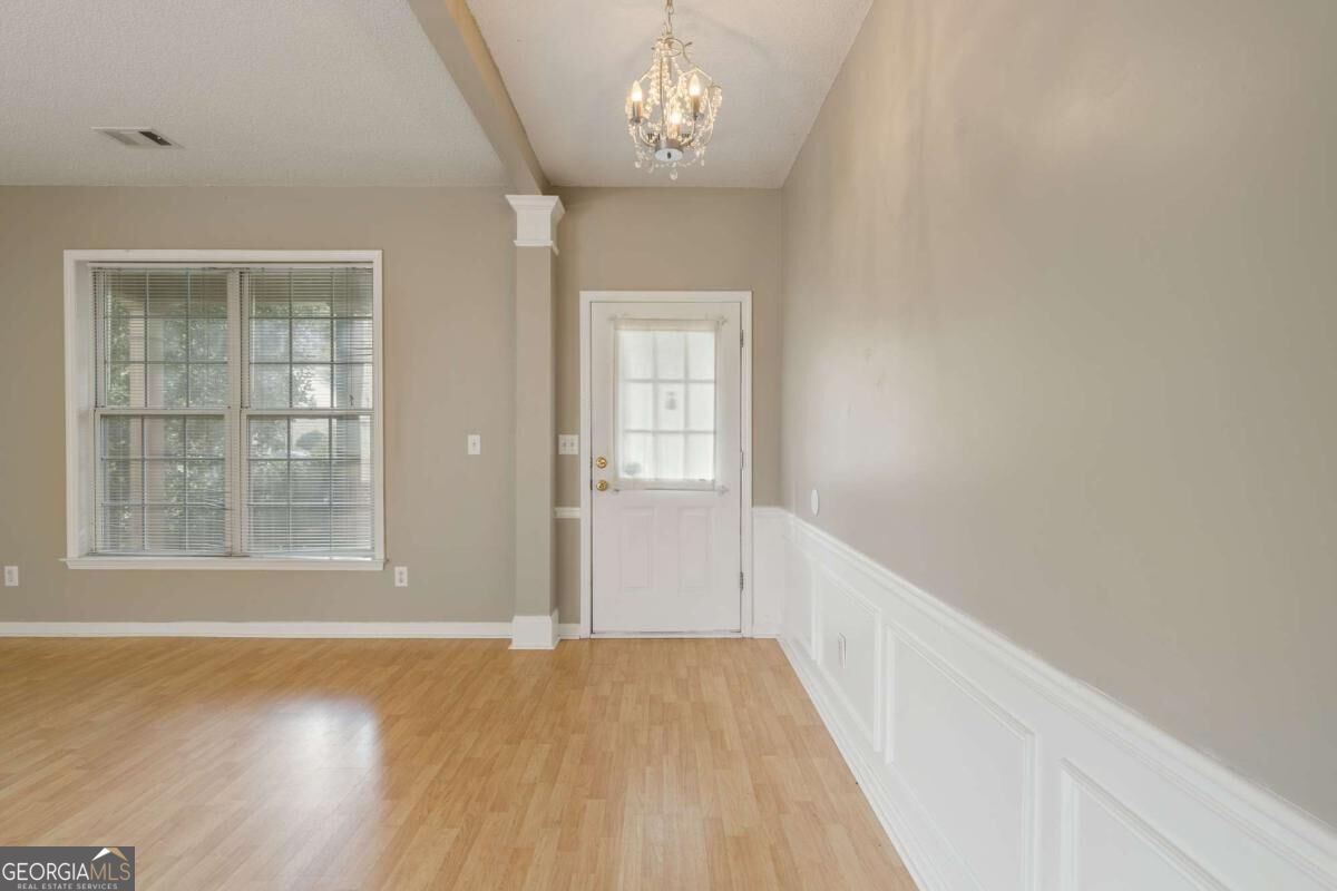 715 Soneley Court Property Photo 8