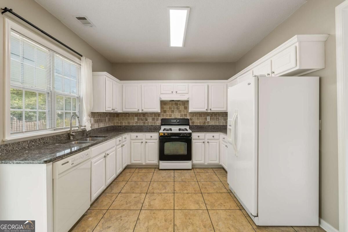 715 Soneley Court Property Photo 19